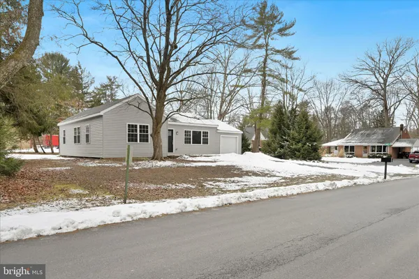 $299,900 | 200 Willow Road, Orwigsburg, PA 17961