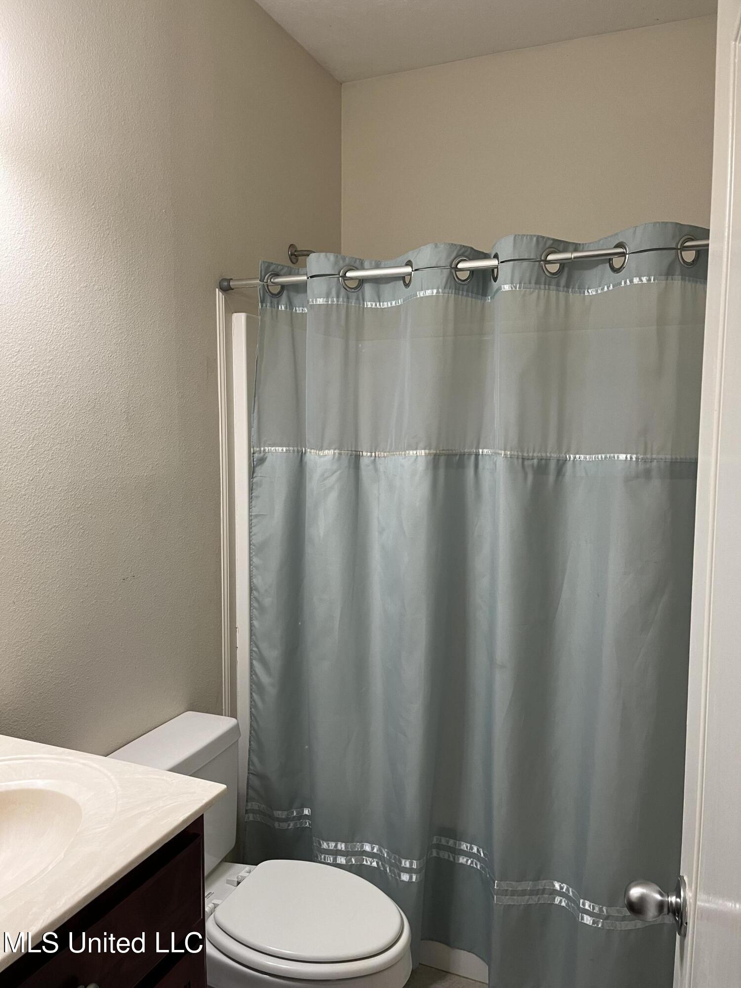 7726 Falcon Circle West Ocean Springs, MS 39564 - Photo 14 of 46 IMG_1720