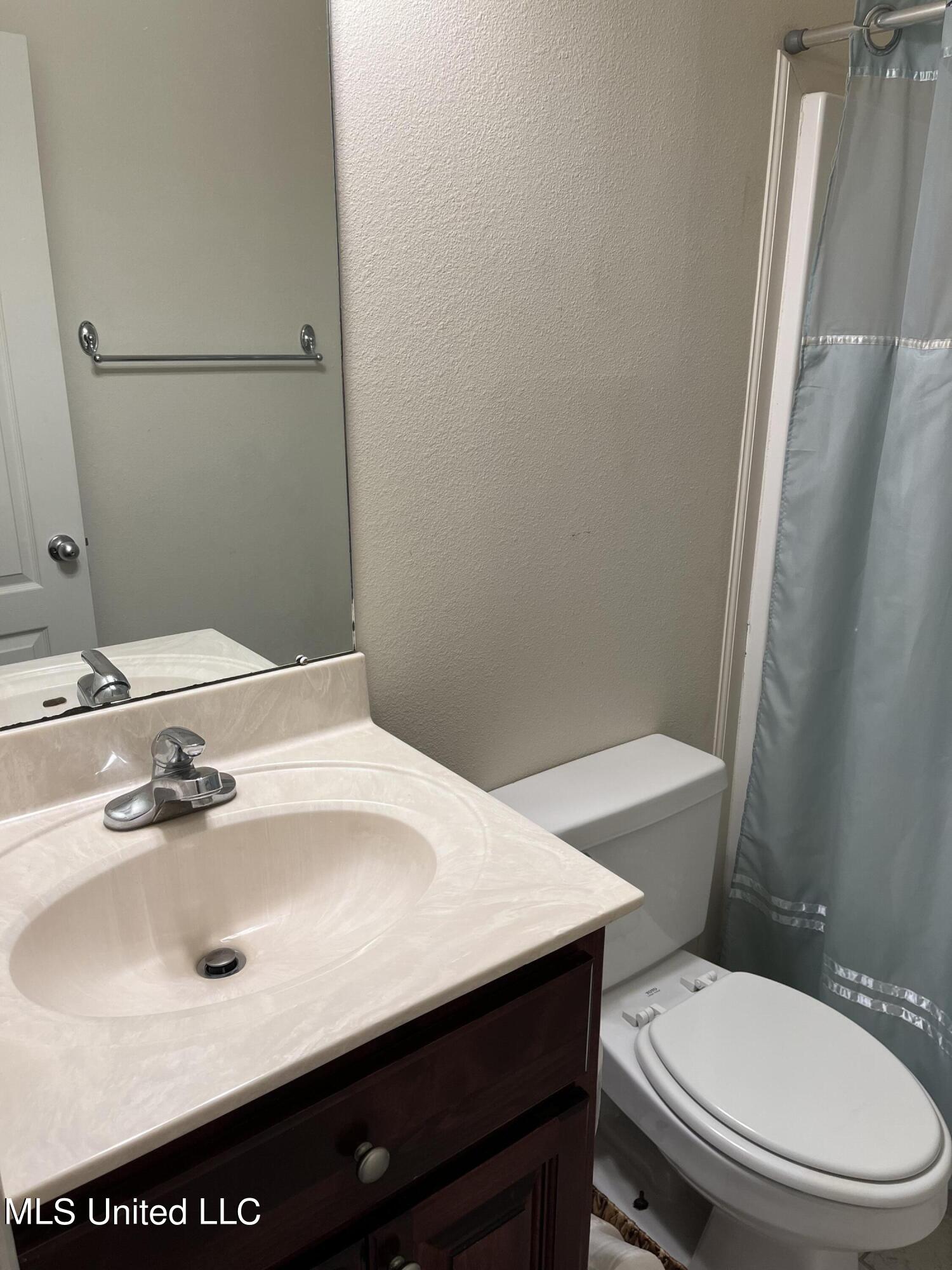 7726 Falcon Circle West Ocean Springs, MS 39564 - Photo 15 of 46 IMG_1722