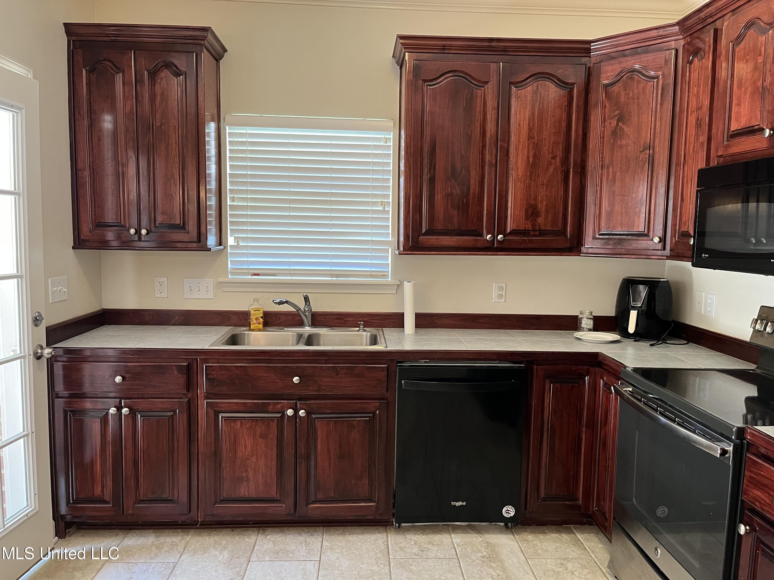 7726 Falcon Circle West Ocean Springs, MS 39564 - Photo 36 of 46 IMG_1767