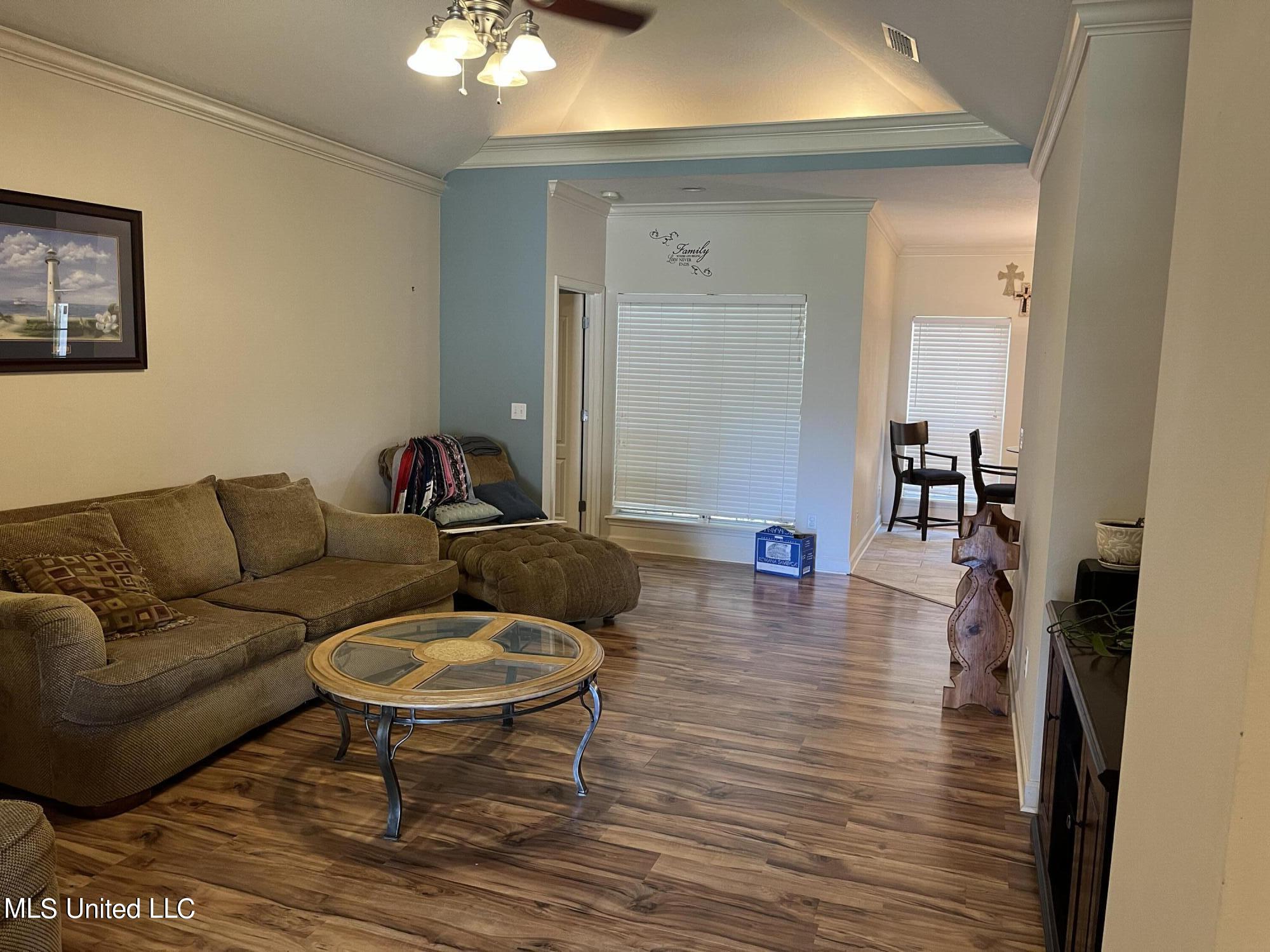 7726 Falcon Circle West Ocean Springs, MS 39564 - Photo 8 of 46 IMG_1714