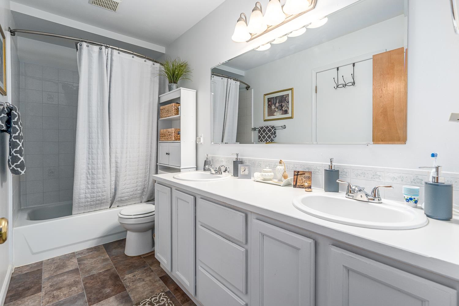 17615 North Colton Street Colbert, WA 99005 - Photo 11 of 33