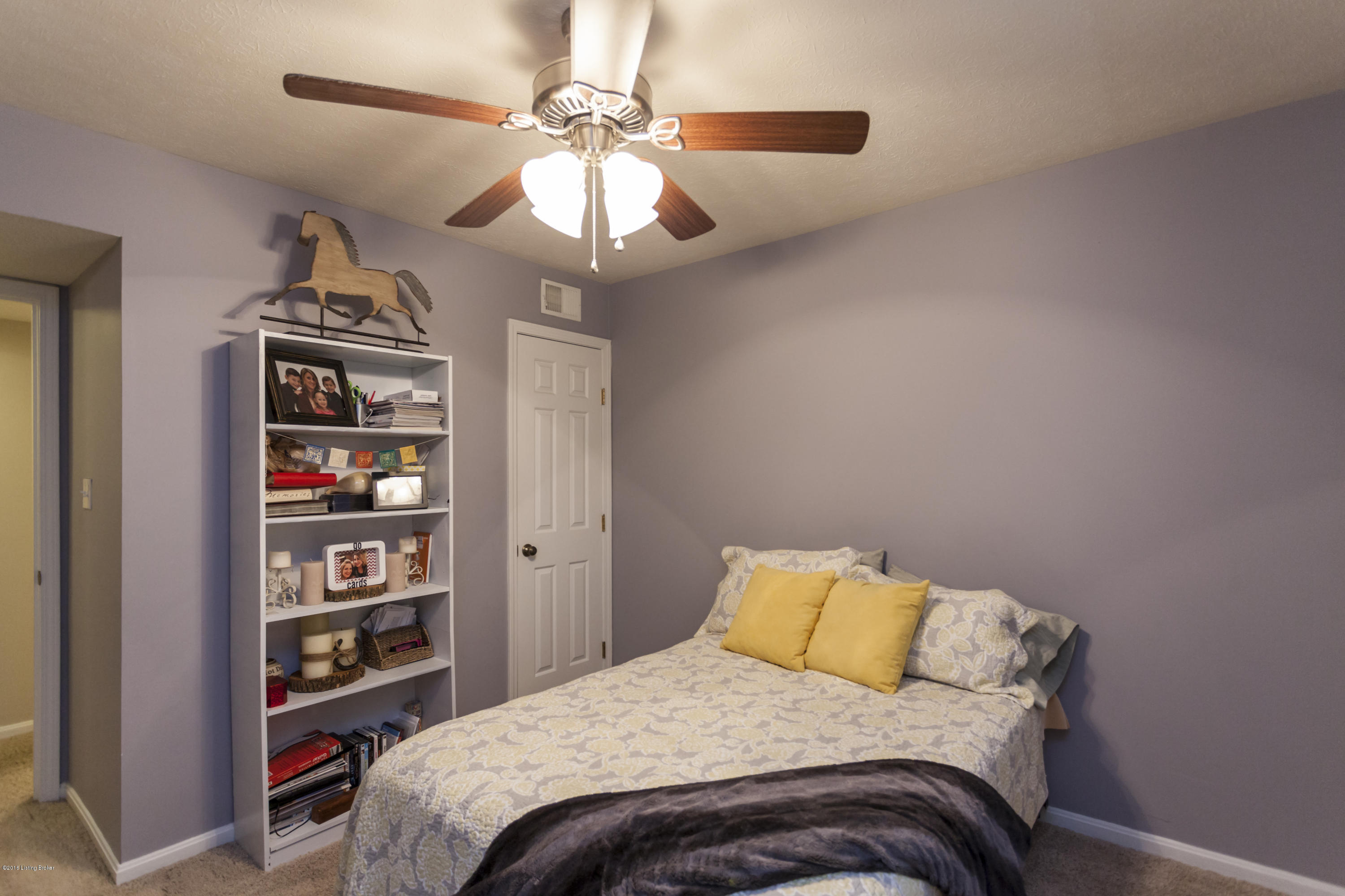 410 Mockingbird Valley Road, Unit 52 Louisville, KY 40207 - Photo 19 of 27 Bedroom #2