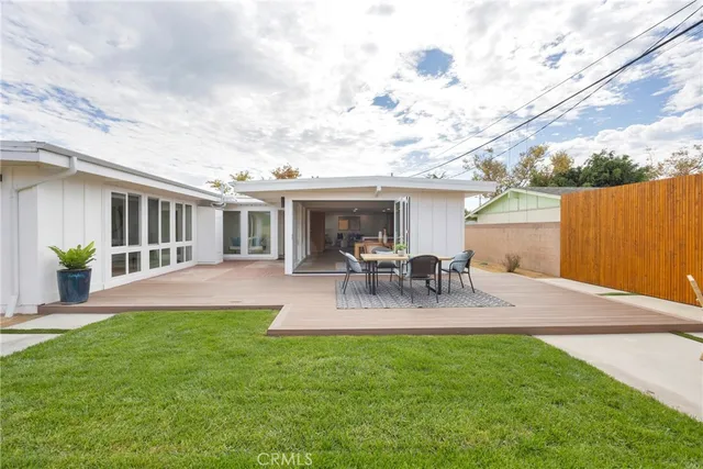 $2,079,000 | 3391 Rossmoor Way, Rossmoor, CA 90720