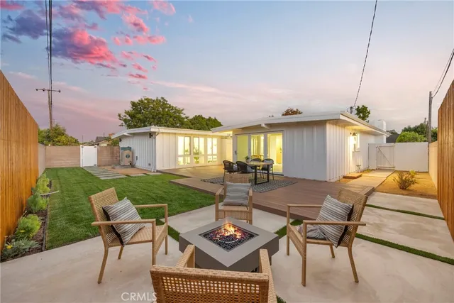 $2,079,000 | 3391 Rossmoor Way, Rossmoor, CA 90720