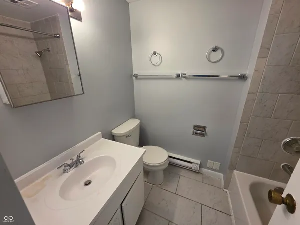 $1,395 | 3821 Biscayne Road, Indianapolis, IN 46226