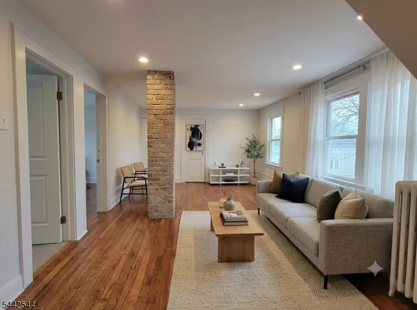 $2,100 | 18 Olive Street, Unit 3, Bloomfield, NJ 07003