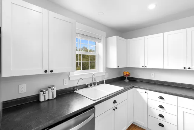 $469,000 | 531 Spruce Head Road, South Thomaston, ME 04858