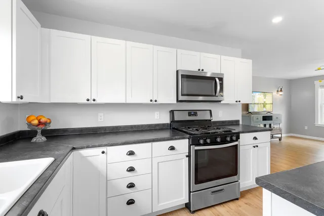 $469,000 | 531 Spruce Head Road, South Thomaston, ME 04858