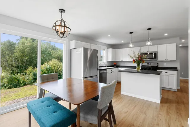 $469,000 | 531 Spruce Head Road, South Thomaston, ME 04858