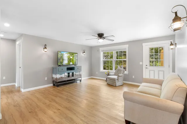 $469,000 | 531 Spruce Head Road, South Thomaston, ME 04858