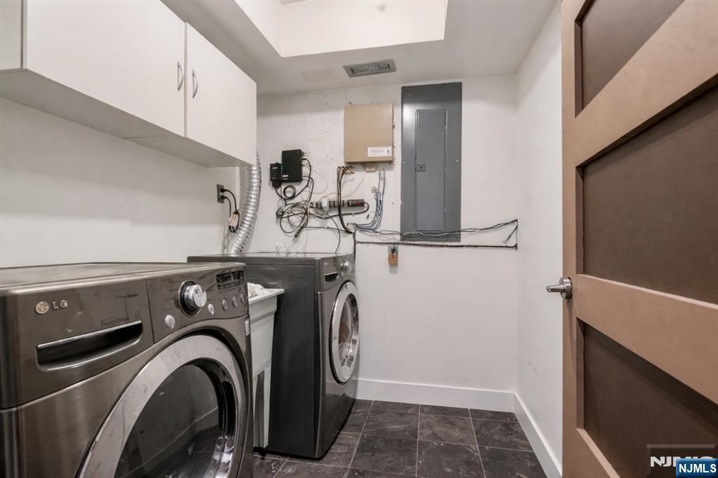 760 Undercliff Avenue, Unit B Edgewater, NJ 07020 - Photo 43 of 49 a view of washer and dryer