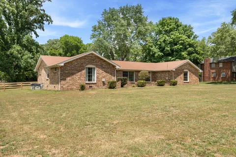 $565,000 | 625 Hidden Acres Drive, Madison, TN 37115