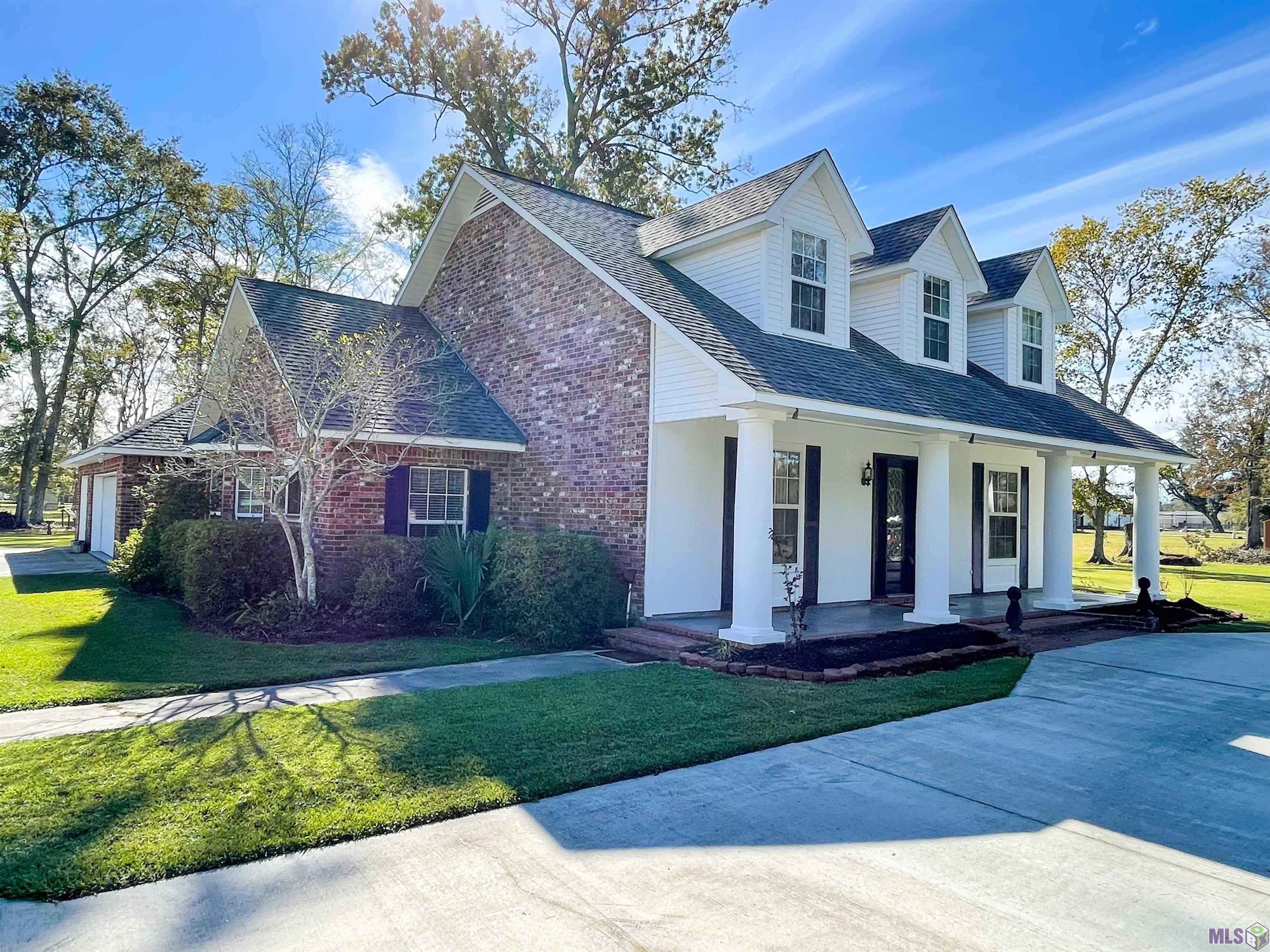 39427 Germany Road Gonzales, LA 70737 - Photo 1 of 39 Gallery Image 1