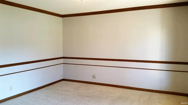 $1,850 | 2939 Woodside Court, Evansville, IN 47711