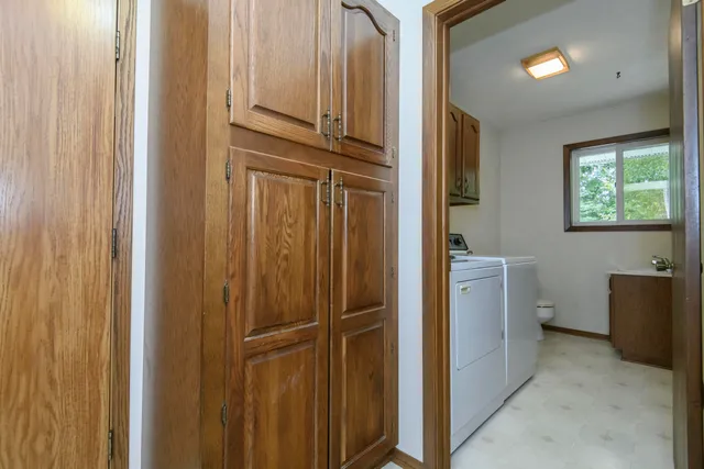 $584,900 | N5851 County Road A, Juneau, WI 53039