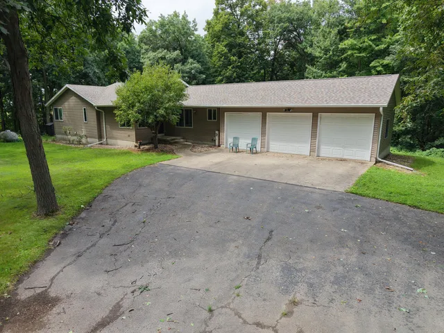 $584,900 | N5851 County Road A, Juneau, WI 53039