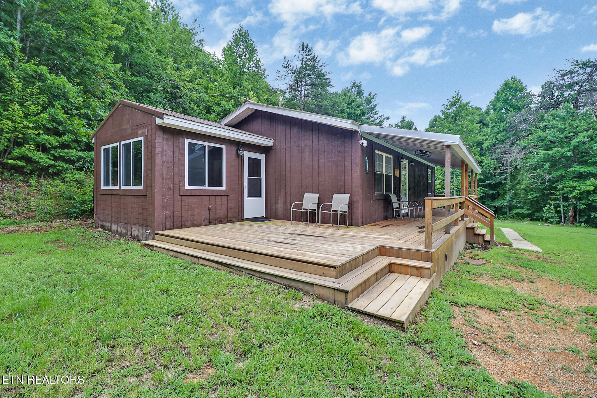 615 East Robbins Road Robbins, TN 37852 - Photo 14 of 44 n44a3984-n44a3988