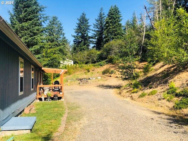 6887 Canary Road Westlake, OR 97493 - Photo 24 of 32 Gallery Image 24