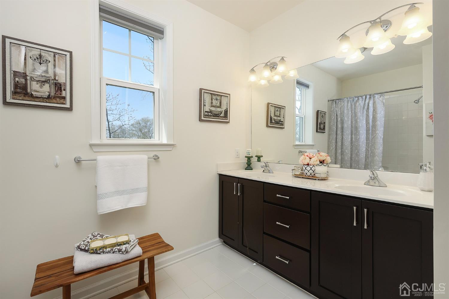 115 Savoth Lane Colonia, NJ 07067 - Photo 17 of 26 Gallery Image 17