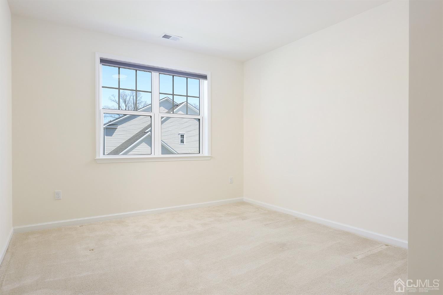 115 Savoth Lane Colonia, NJ 07067 - Photo 21 of 26 Gallery Image 21