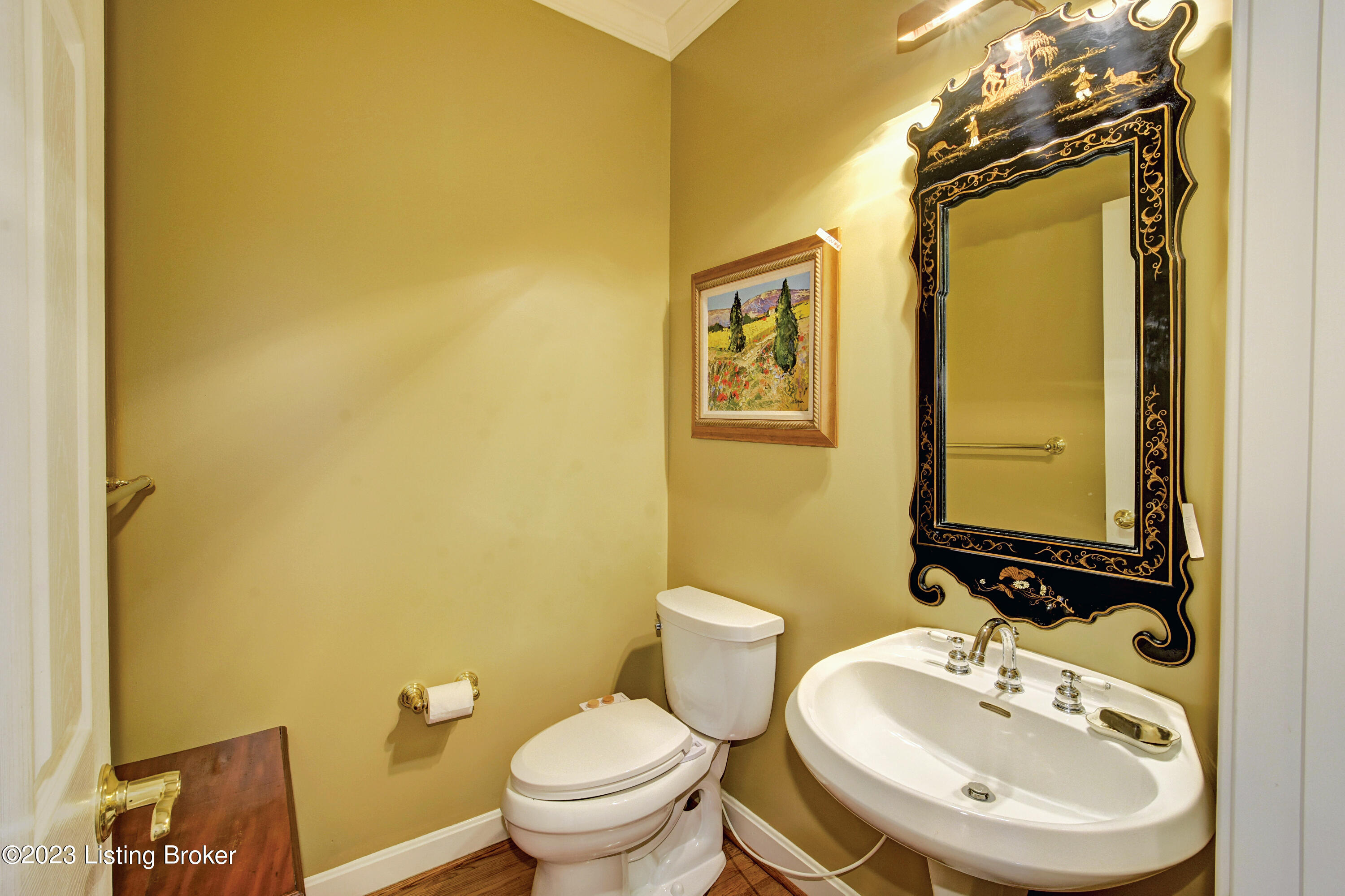 2802 Rivers Edge Road Louisville, KY 40222 - Photo 6 of 44 _DSC0130_2_3
