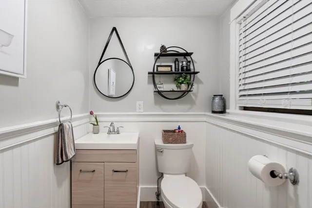 $999,900 | 12 Nancy Road, Natick, MA 01760