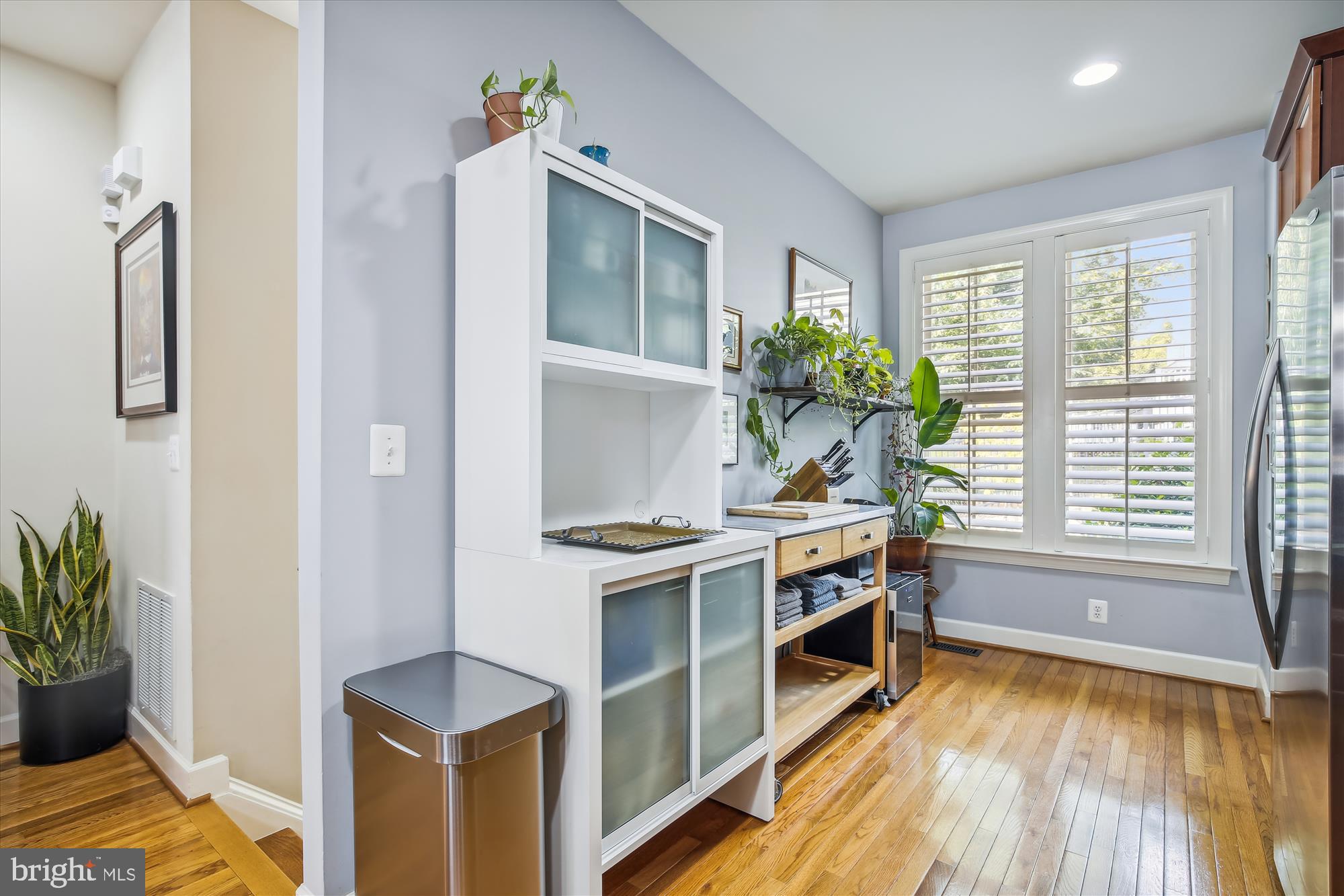 3461 Kemper Road Arlington, VA 22206 - Photo 13 of 27 Kitchen