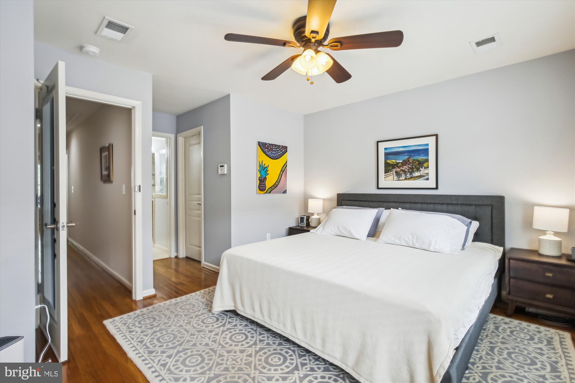 3461 Kemper Road Arlington, VA 22206 - Photo 16 of 27 Primary bedroom