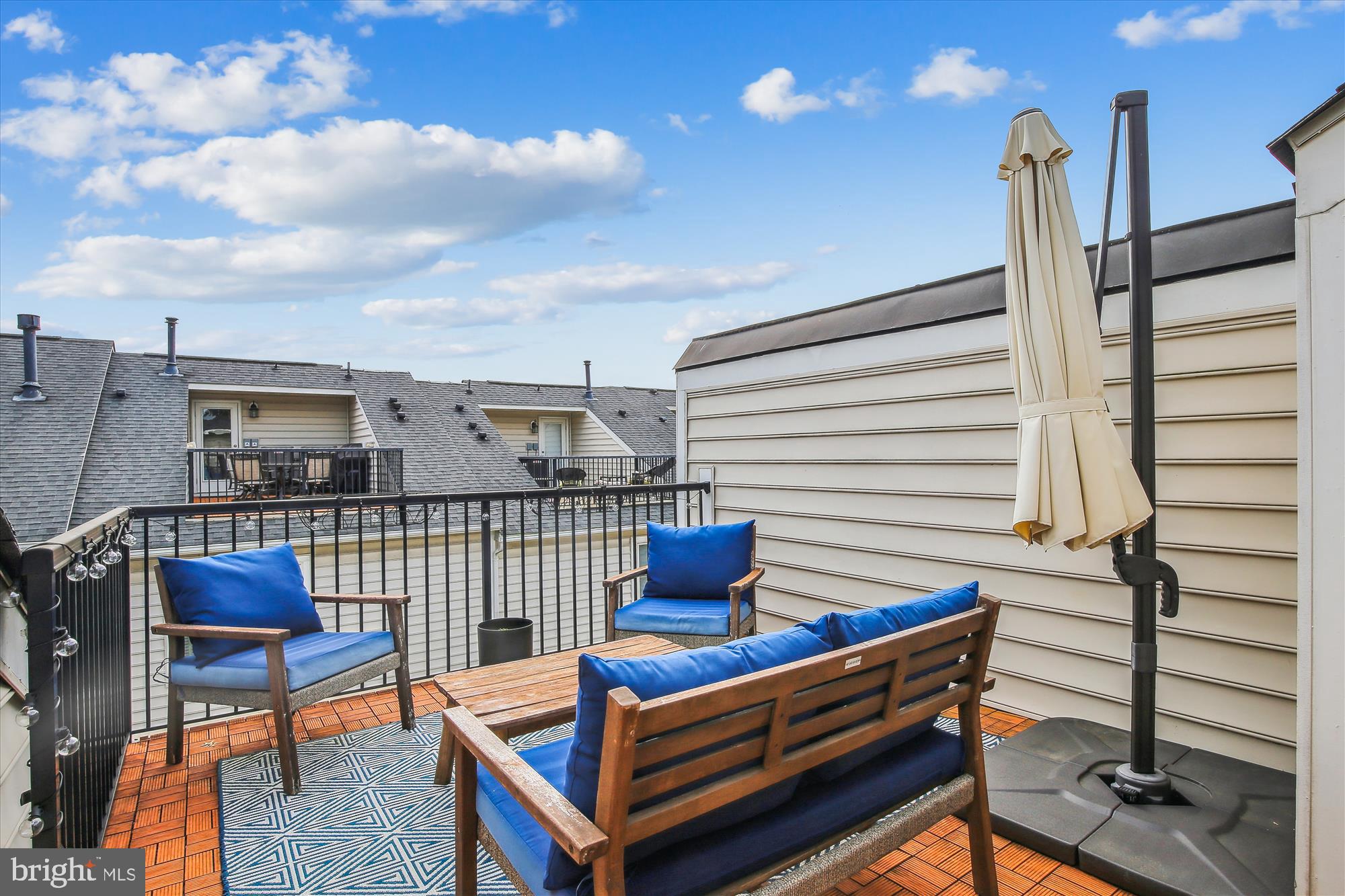 3461 Kemper Road Arlington, VA 22206 - Photo 3 of 27 Enjoy outdoor living on rooftop terrace.