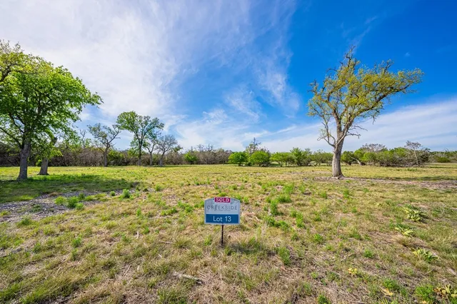 $299,000 | 195 Coldwater Dr Center Point, Kerrville, TX 78028
