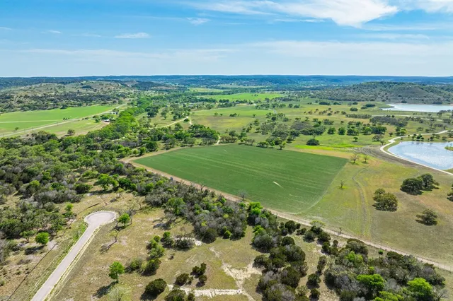 $299,000 | 195 Coldwater Dr Center Point, Kerrville, TX 78028