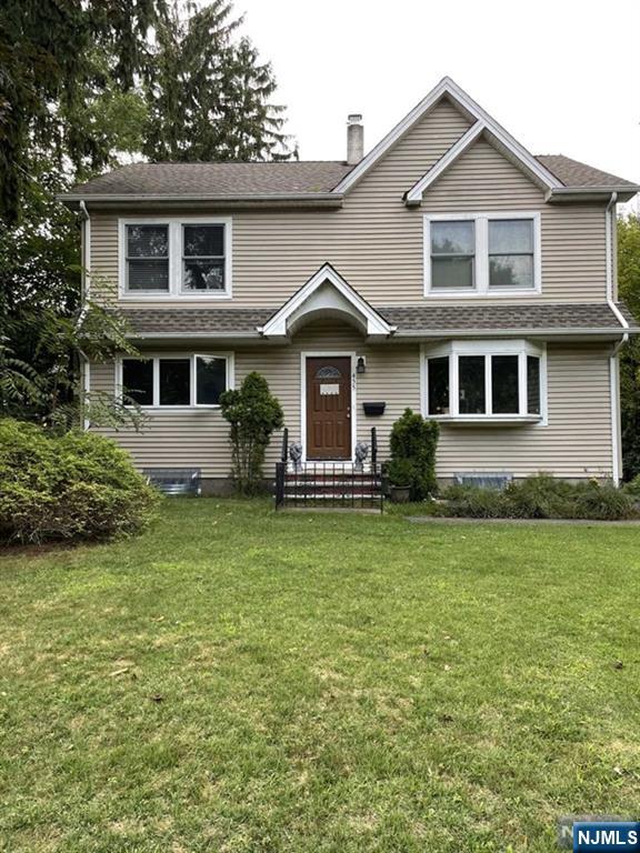 455 Berkshire Road Ridgewood, NJ 07450 - Photo 1 of 16