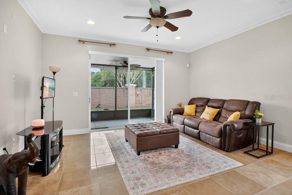 1673 Lakelet Loop Oviedo, FL 32765 - Photo 13 of 36