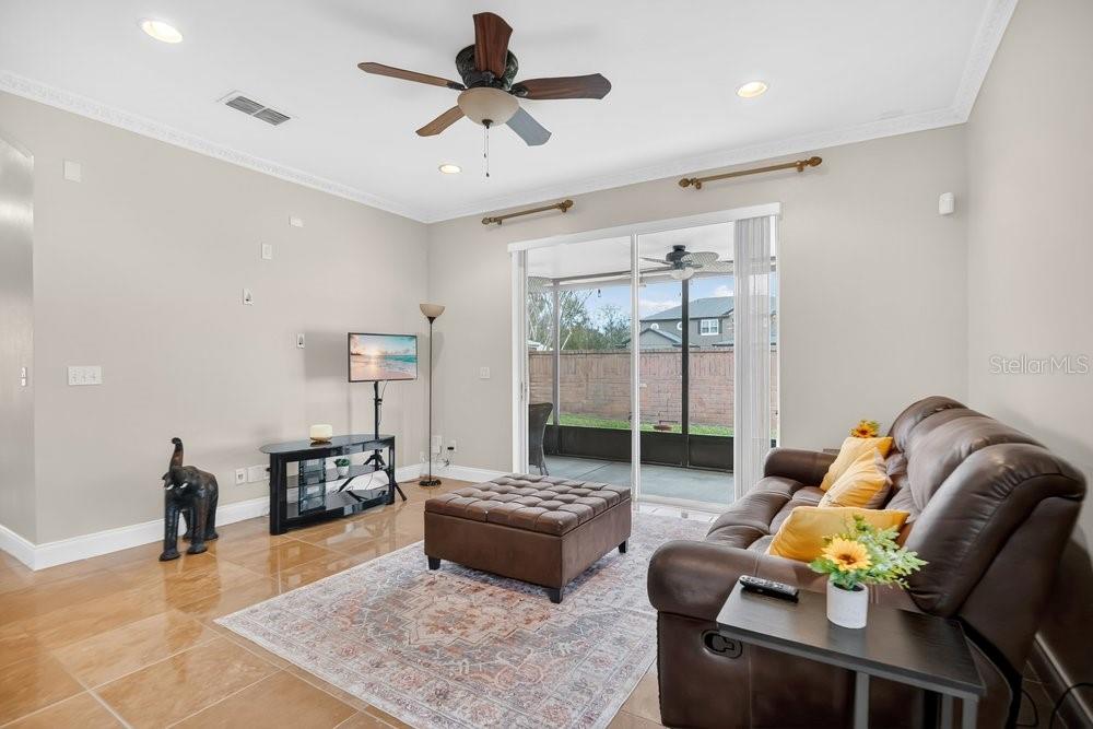 1673 Lakelet Loop Oviedo, FL 32765 - Photo 14 of 36