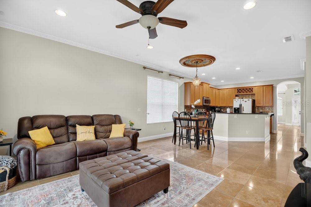 1673 Lakelet Loop Oviedo, FL 32765 - Photo 15 of 36