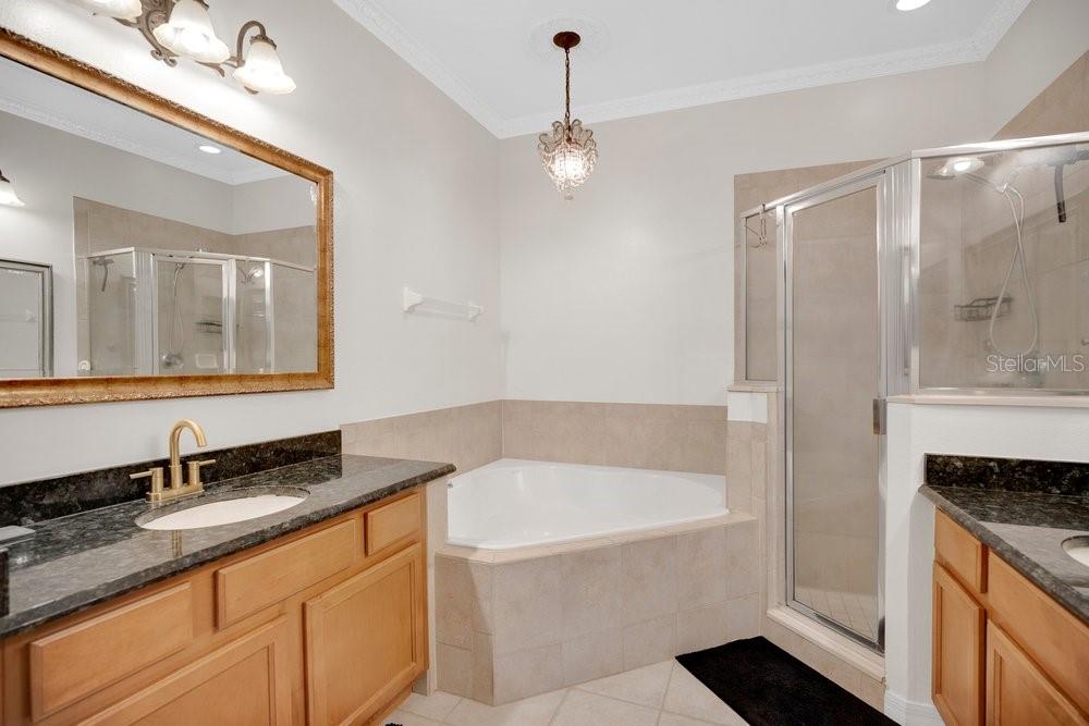 1673 Lakelet Loop Oviedo, FL 32765 - Photo 18 of 36