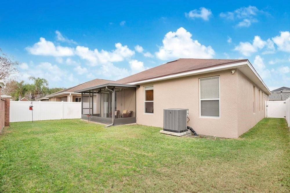 1673 Lakelet Loop Oviedo, FL 32765 - Photo 28 of 36