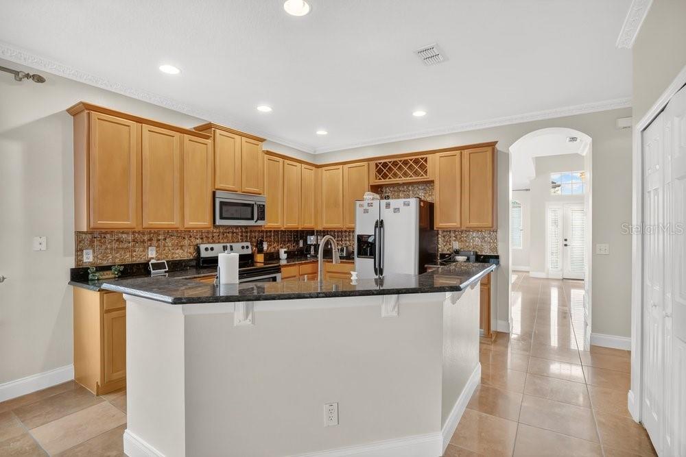 1673 Lakelet Loop Oviedo, FL 32765 - Photo 9 of 36