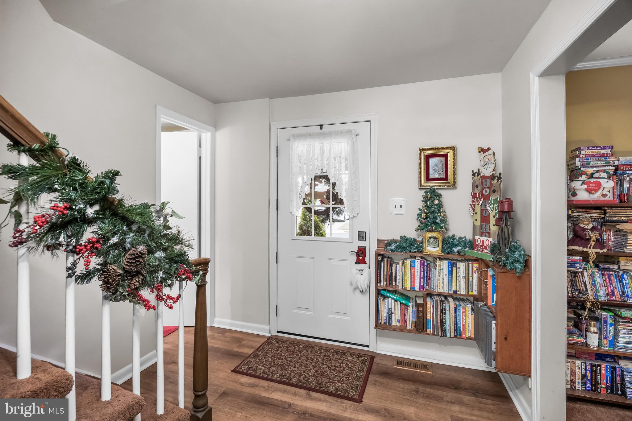 124 Coopers Kill Road Delran, NJ 08075 - Photo 5 of 29