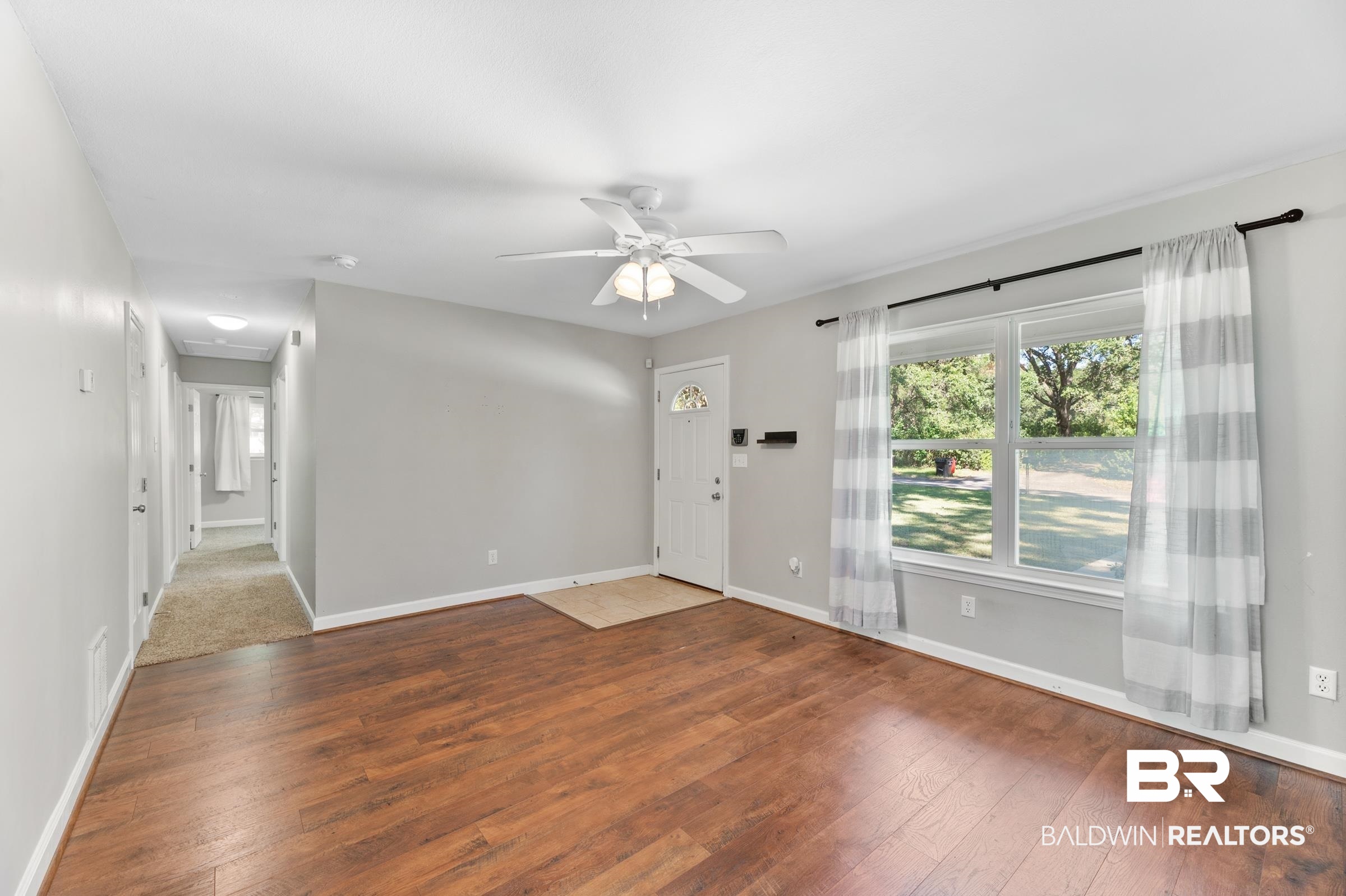 6371 Barnes Road Theodore, AL 36582 - Photo 8 of 30