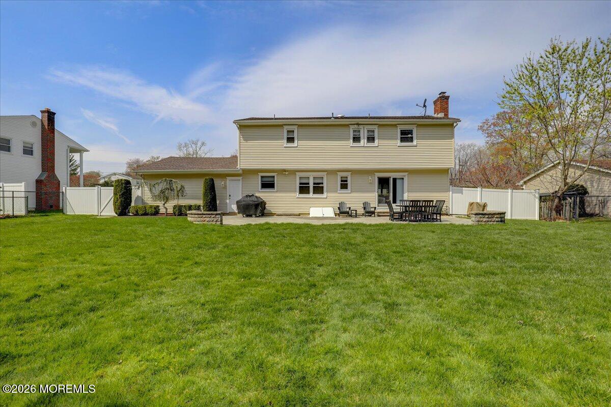 21 Prince William Road Morganville, NJ 07751 - Photo 29 of 39 a front view of building with yard