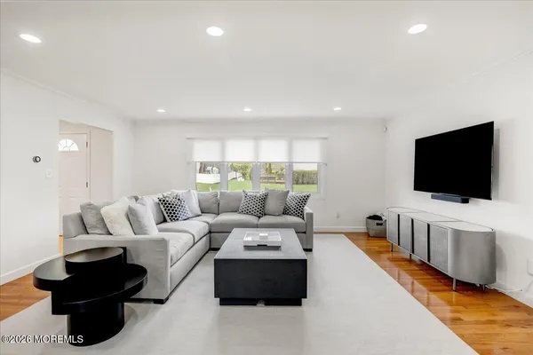 $800,000 | 21 Prince William Road, Morganville, NJ 07751