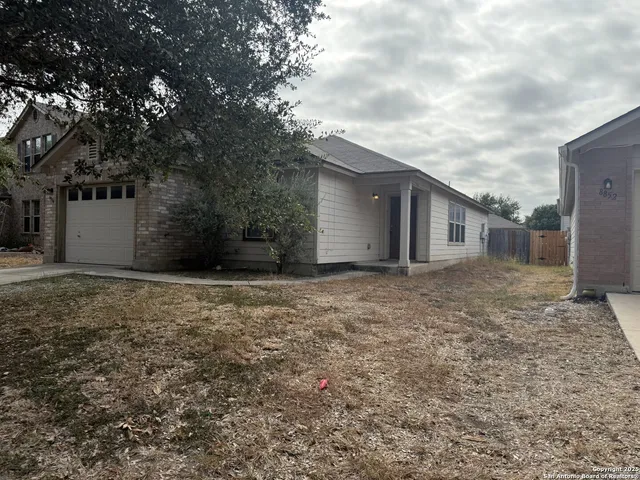 $1,475 | 8856 Staghorn, Converse, TX 78109