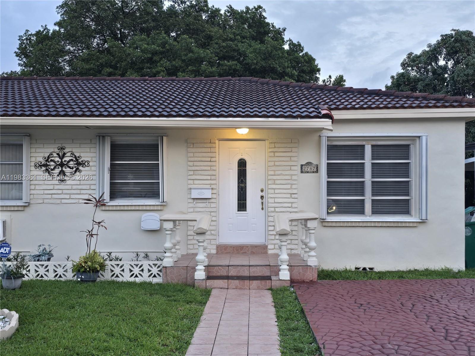 2787 Southwest 34th Court Miami, FL 33133 - Photo 1 of 20