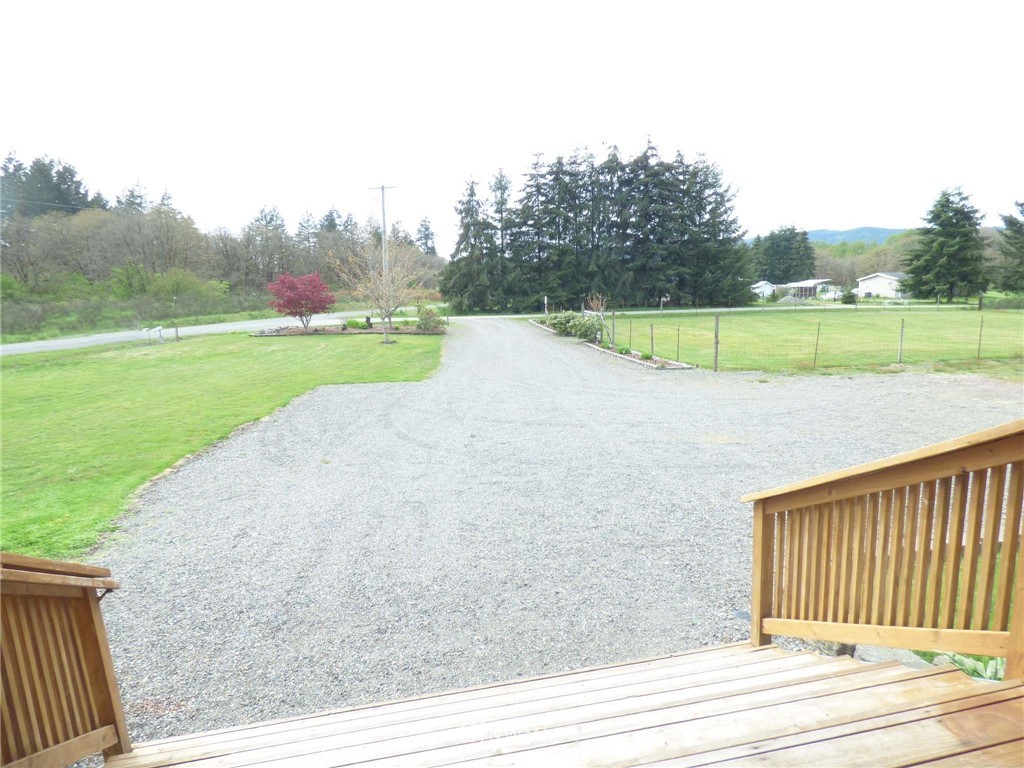 10724 School Land Road Southwest Rochester, WA 98579 - Photo 3 of 25