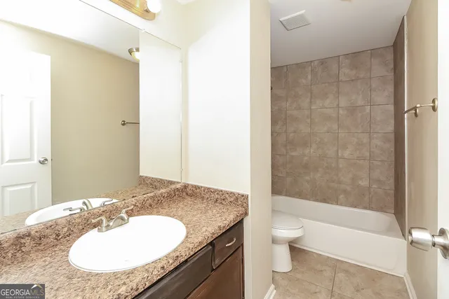 $2,045 | 3100 Forestside Court, Atlanta, GA 30349