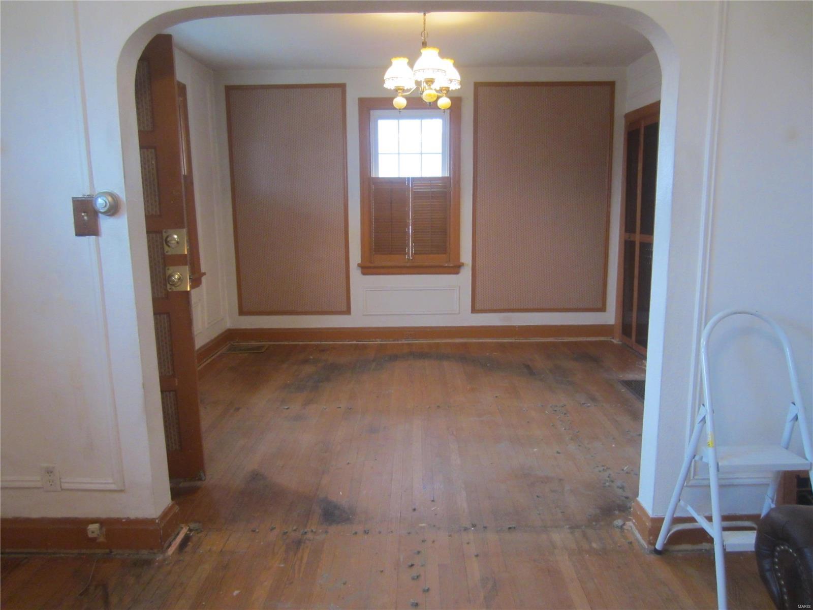 3838 Weber Road St. Louis, MO 63125 - Photo 6 of 22 Gallery Image 6
