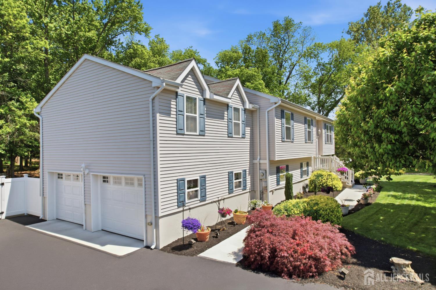 185 Fresh Ponds Road Monroe Township, NJ 08831 - Photo 1 of 60