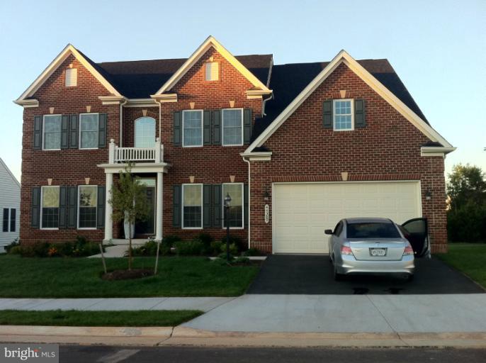 44389 Stone Roses Circle Ashburn, VA 20147 - Photo 1 of 1 Exterior (Front)